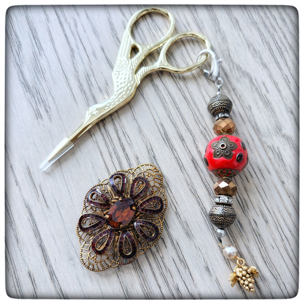 Vins de France Needlework Set (5 pieces)