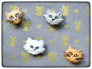 Kitty Needle Minders
